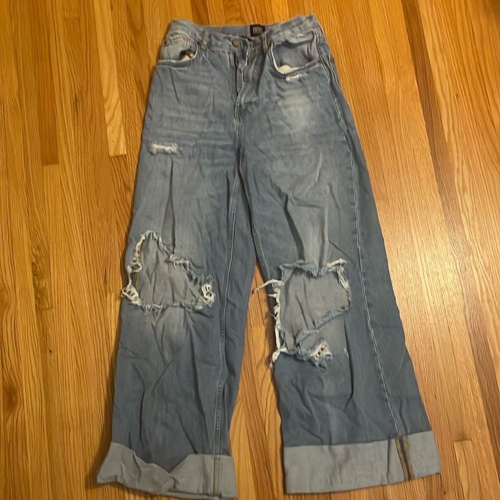 Light denim, BDG skater, baggy, jean size 27
